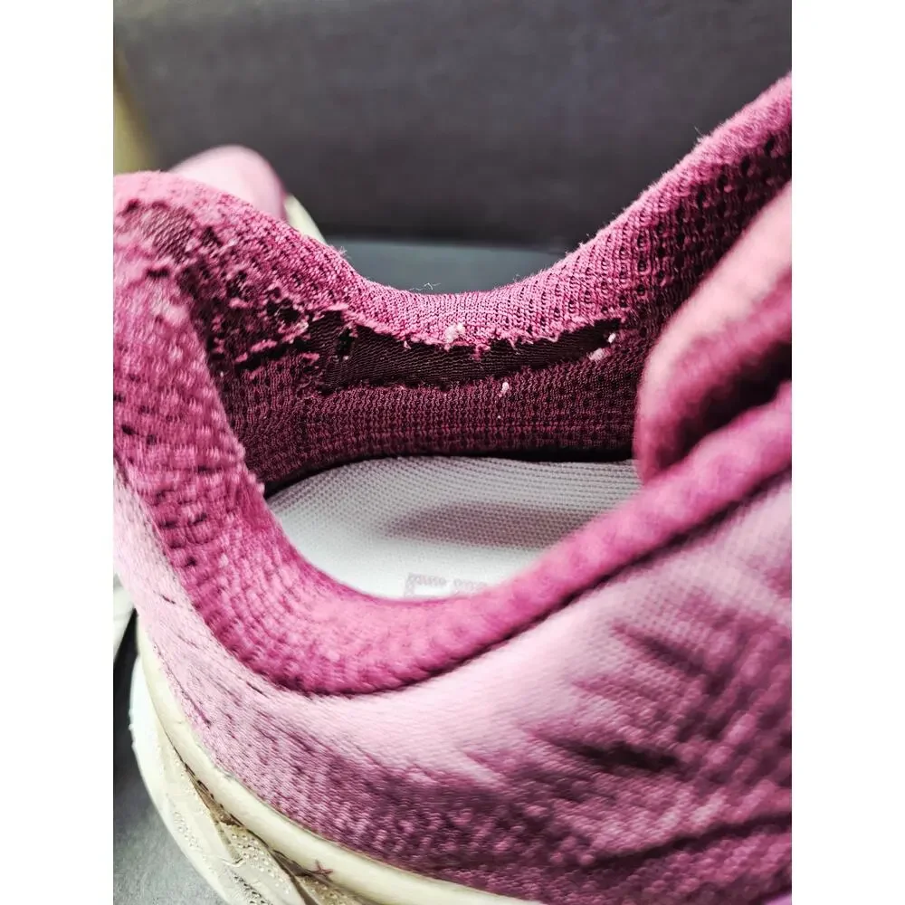 New balance Women 8 Comfy footwear